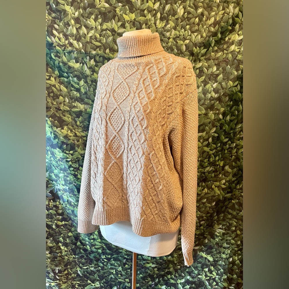 Oscar de la Renta cable knit sweater